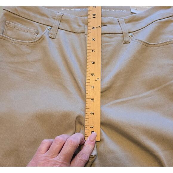 Chicos So Slimming Girlfriend Slim Leg Ankle Jeans Size 4R Light Brown Causal - Picture 8 of 14